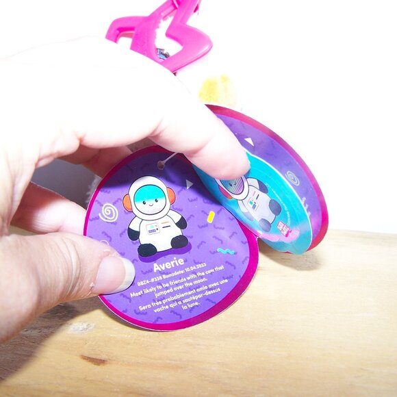 BumBumz NWT Cosmic Bumz Averie Key Chain - Picture 2 of 3